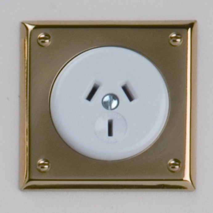 Classic Electric - 10 Series - Bungalow/Tudor Socket - White Insert